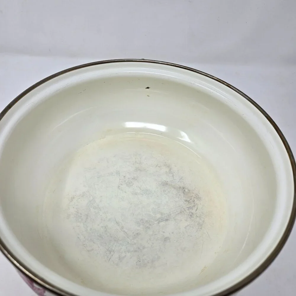 Vintage Normandy Taiwan Lily Floral Enamelware Casserole Dish With Lid & Brass H